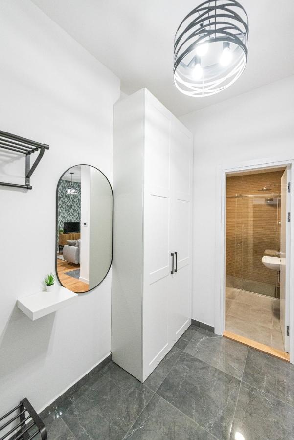 Vertigo One Bedroom Apartment-Free Private Parking Novi Sad Exteriér fotografie