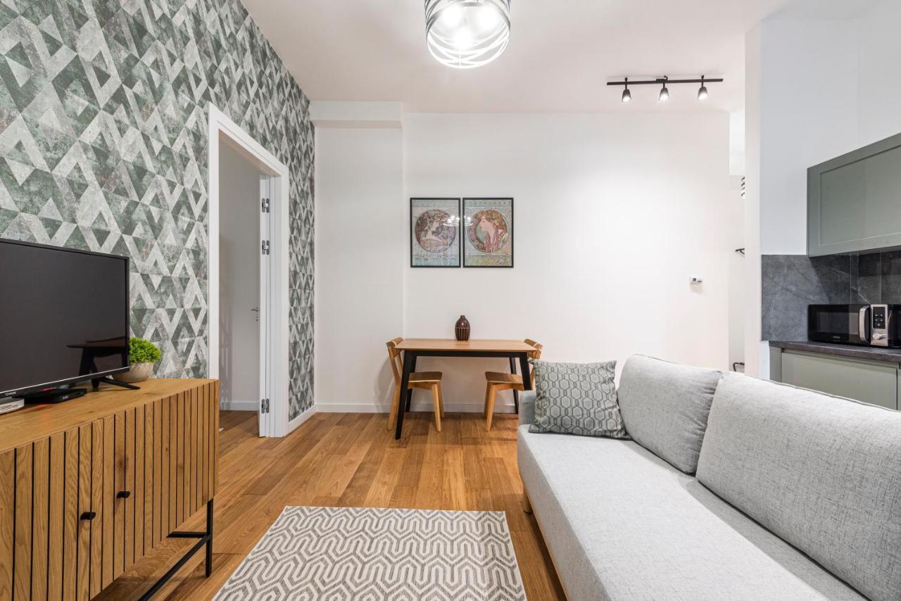 Vertigo One Bedroom Apartment-Free Private Parking Novi Sad Exteriér fotografie