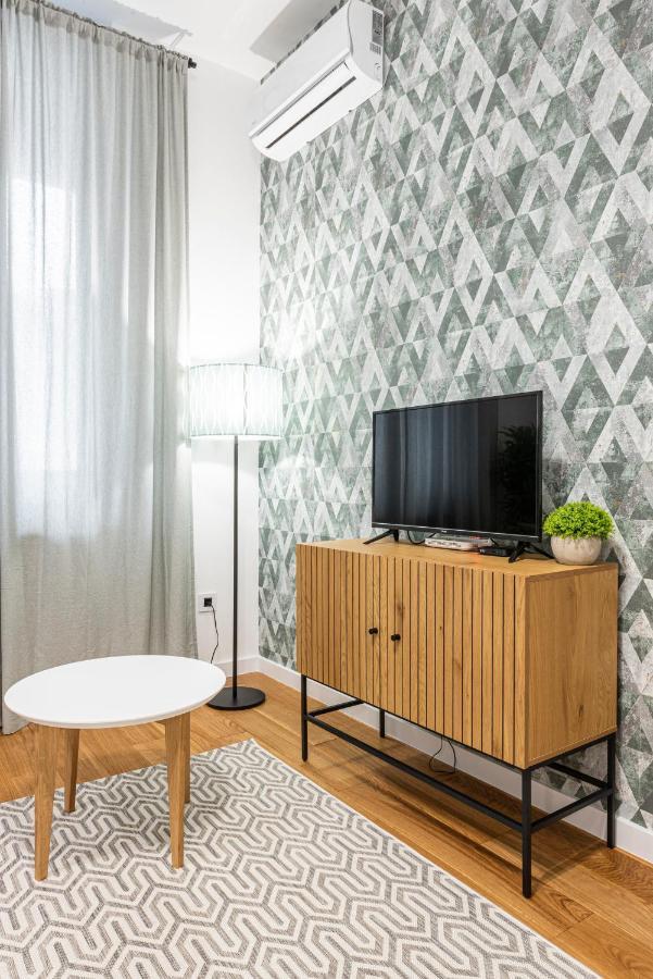 Vertigo One Bedroom Apartment-Free Private Parking Novi Sad Exteriér fotografie